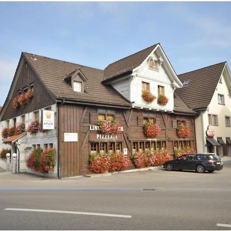 Hotel Linde Goldach Exteriör bild